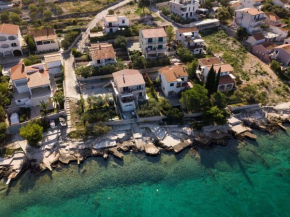 Beach Apartments Maris